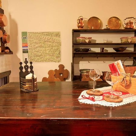 La Finestra Sulla Contea Villa Оваро Екстериор снимка